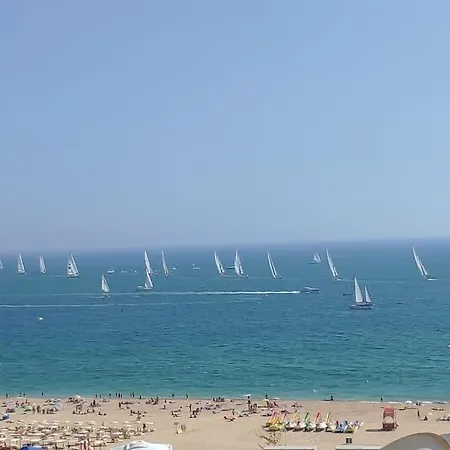 Lägenhet First Line Ocean View